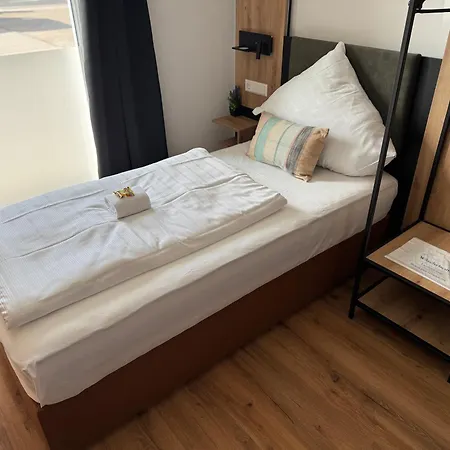 호텔 As-hotel Nom 3*